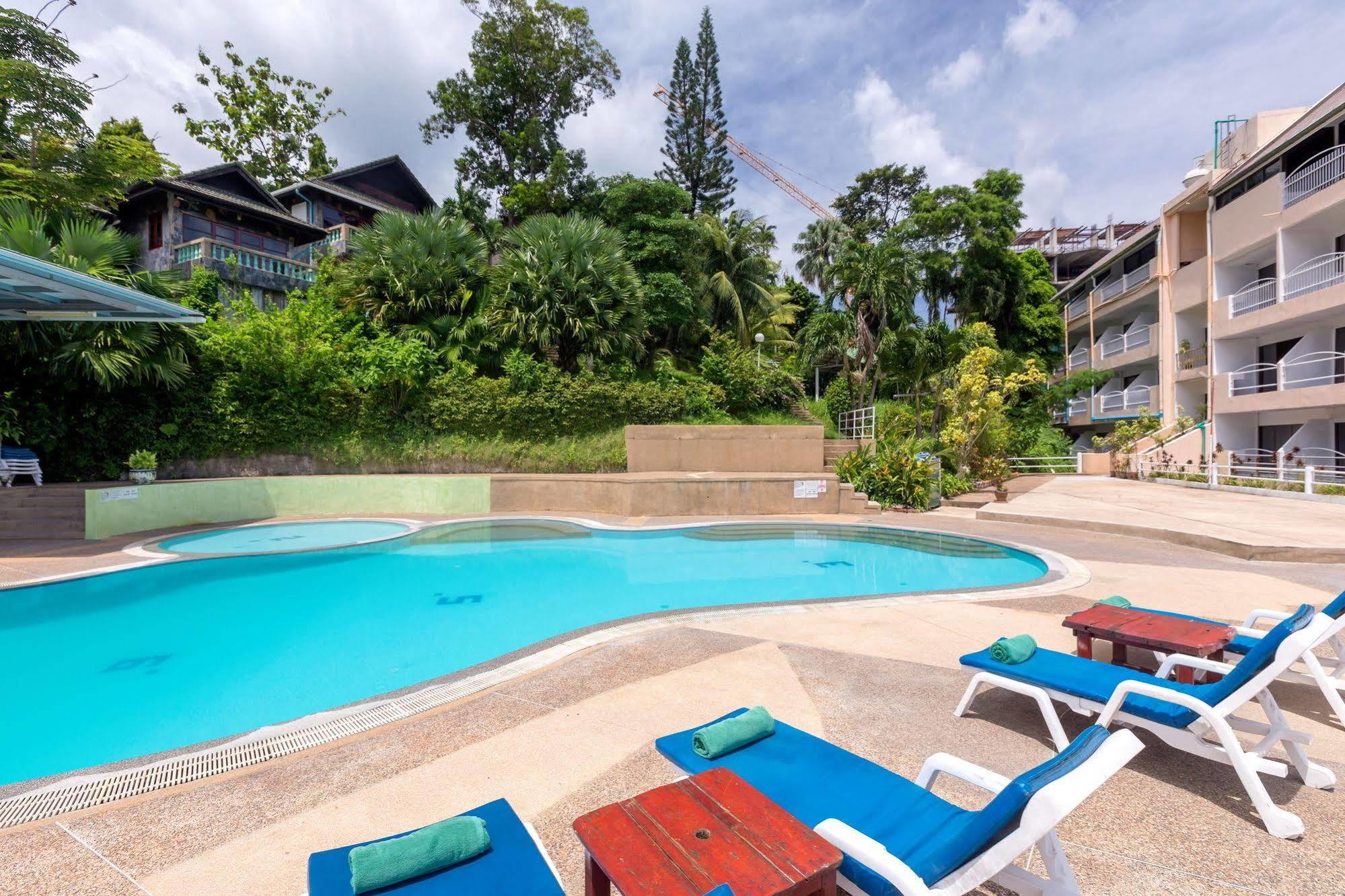 Royal Crown Hotel & Palm Spa Resort Patong Exterior foto