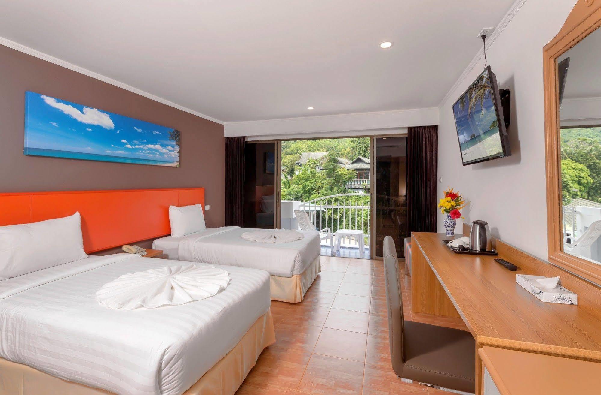 Royal Crown Hotel & Palm Spa Resort Patong Exterior foto